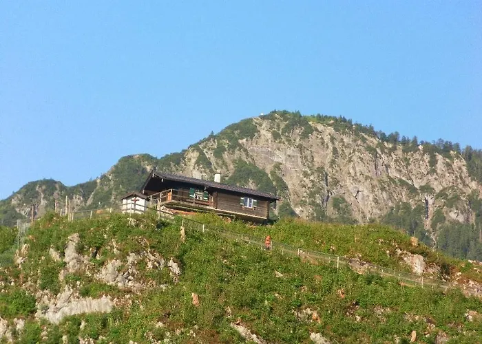Unterstein 3*